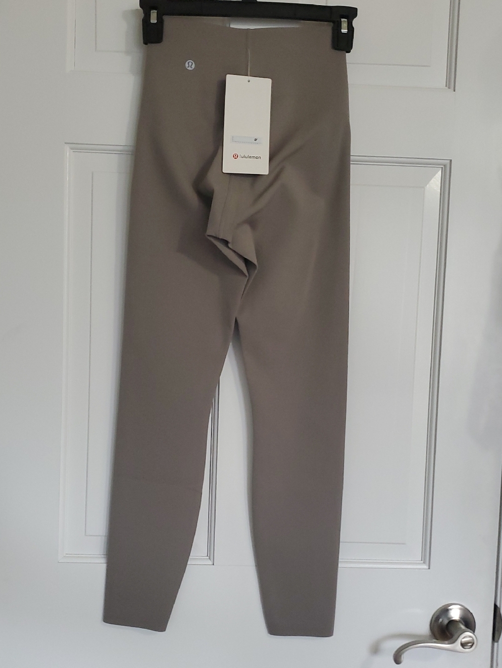NWT Lululemon Glow Up 25in SHR Leggings Sz 10 ashgray